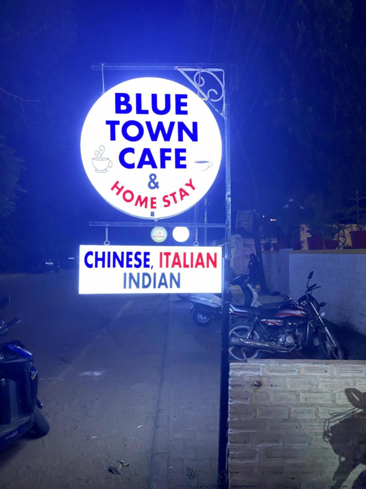 Blue Town Hostel & Cafe Jodhpur  Exterior photo